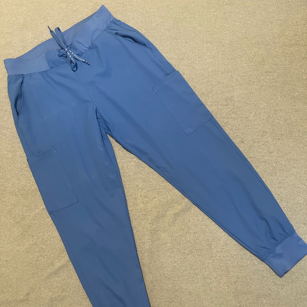 Women’s Beyond Scrubs Jogger Pants